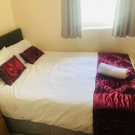 Sea View Flat Cobh Apartman Kültér fotó