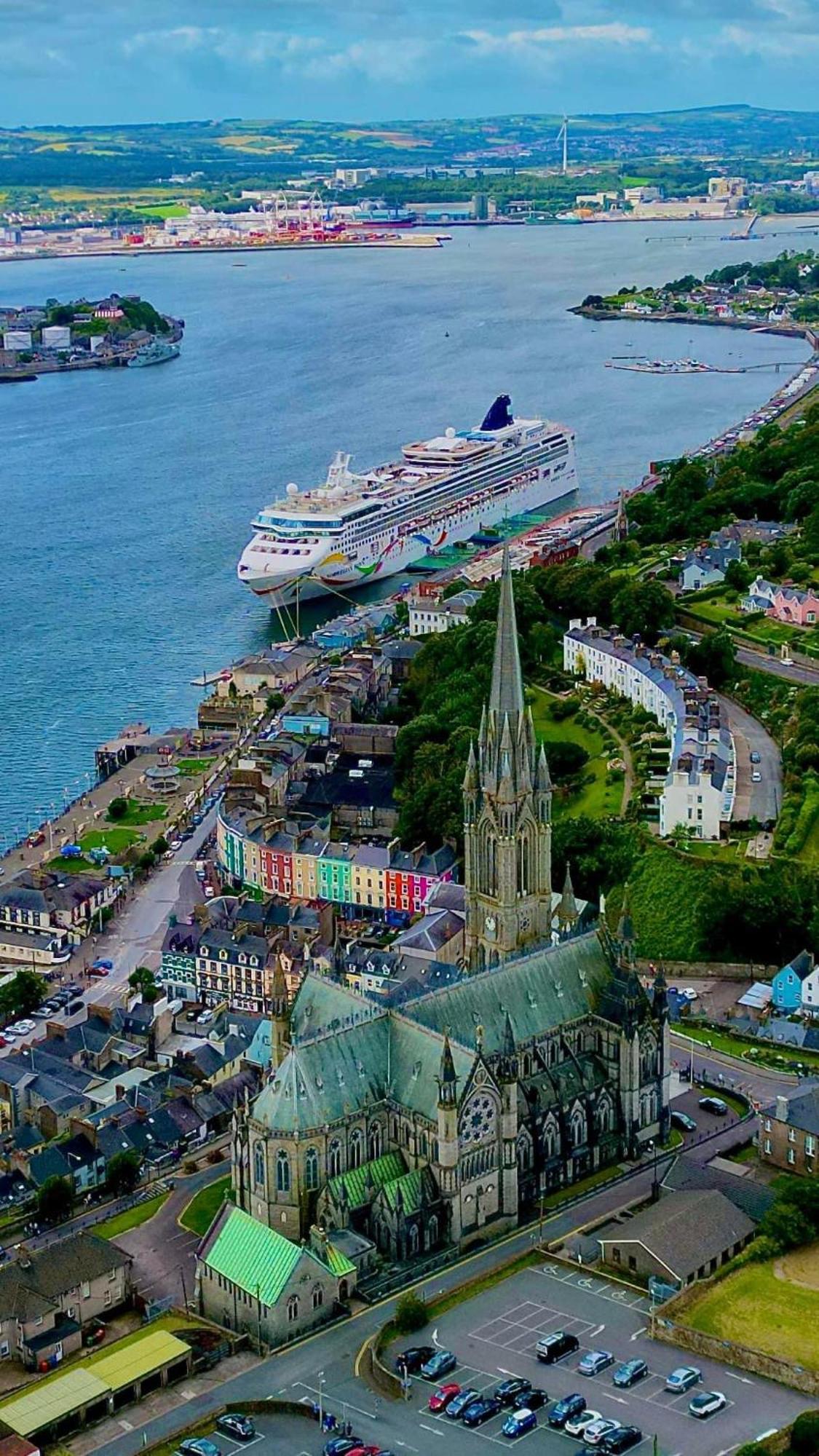 Sea View Flat Cobh Apartman Kültér fotó